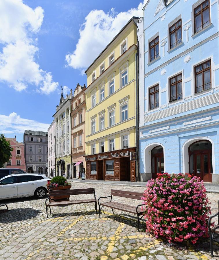 Apartmany Na Namesti 85 Jindřichův Hradec Exterior foto